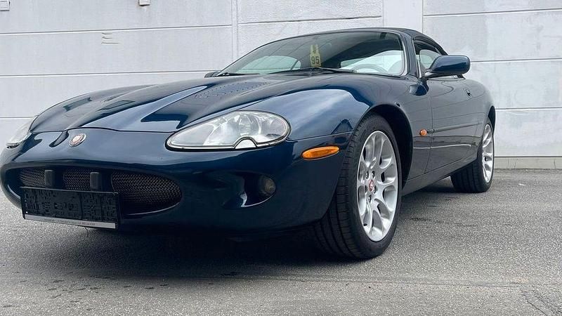 Gebraucht Jaguar XKR 363 PS (266 kW) 1998 Blau Cabrio