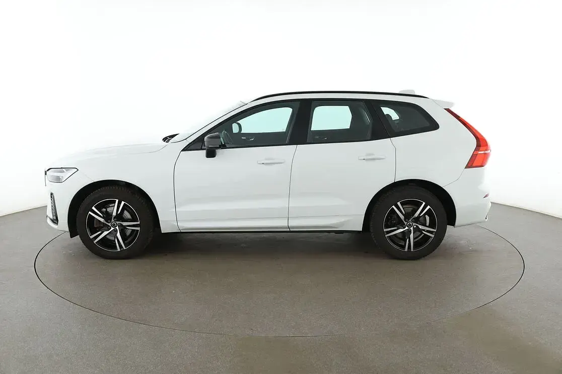 Gebraucht Volvo XC60 R-Design 197 PS (144 kW) 2022 Weiß SUV