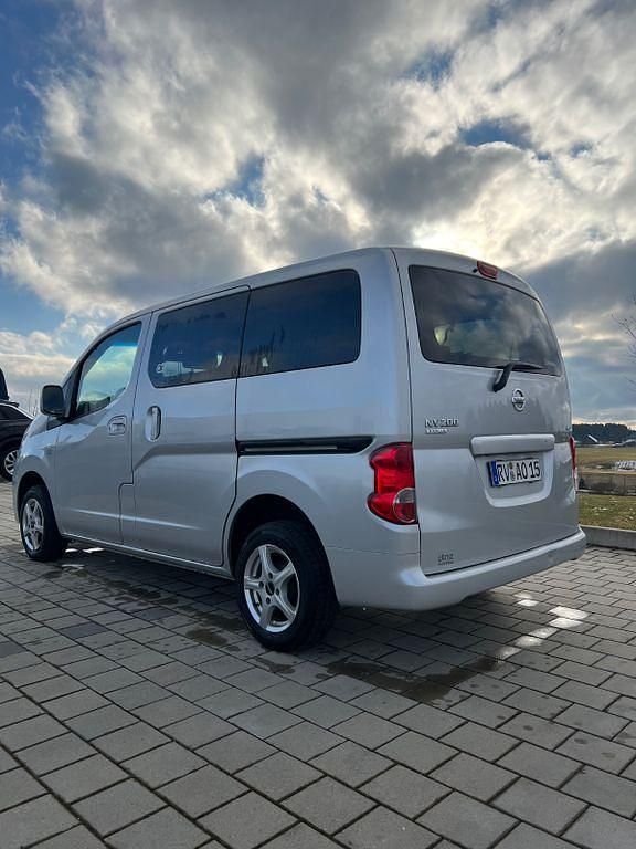 Gebraucht Nissan NV200 110 PS (80 kW) 2013 Silber Van / Kleinbus