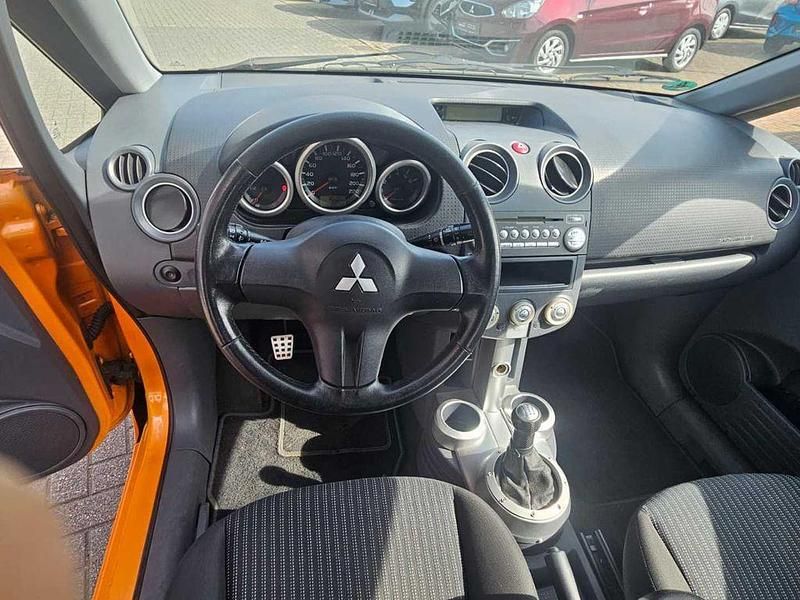 Gebraucht Mitsubishi Colt 95 PS (69 kW) 2008 Orange Limousine
