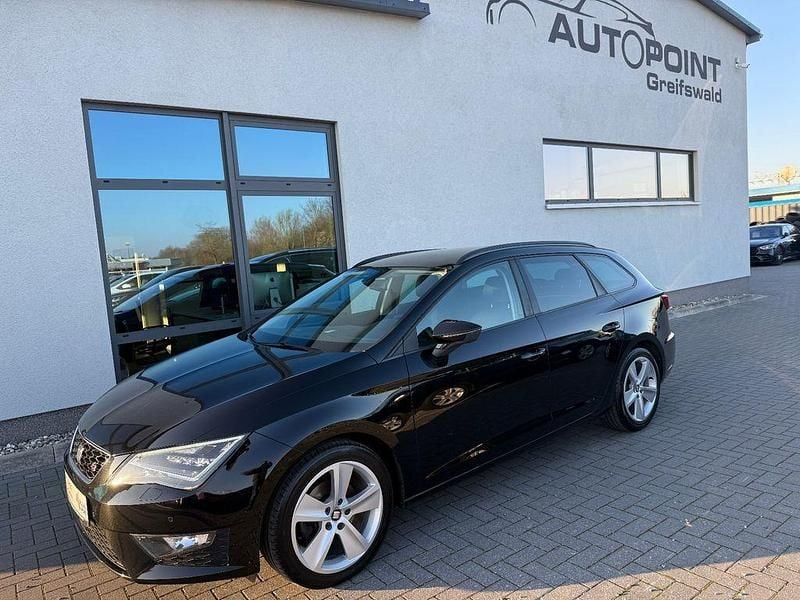 Schwarz Gebraucht 2016 Seat Leon ST FR Kombi | 13.500 € (Fairer Preis) - Bild 1/4