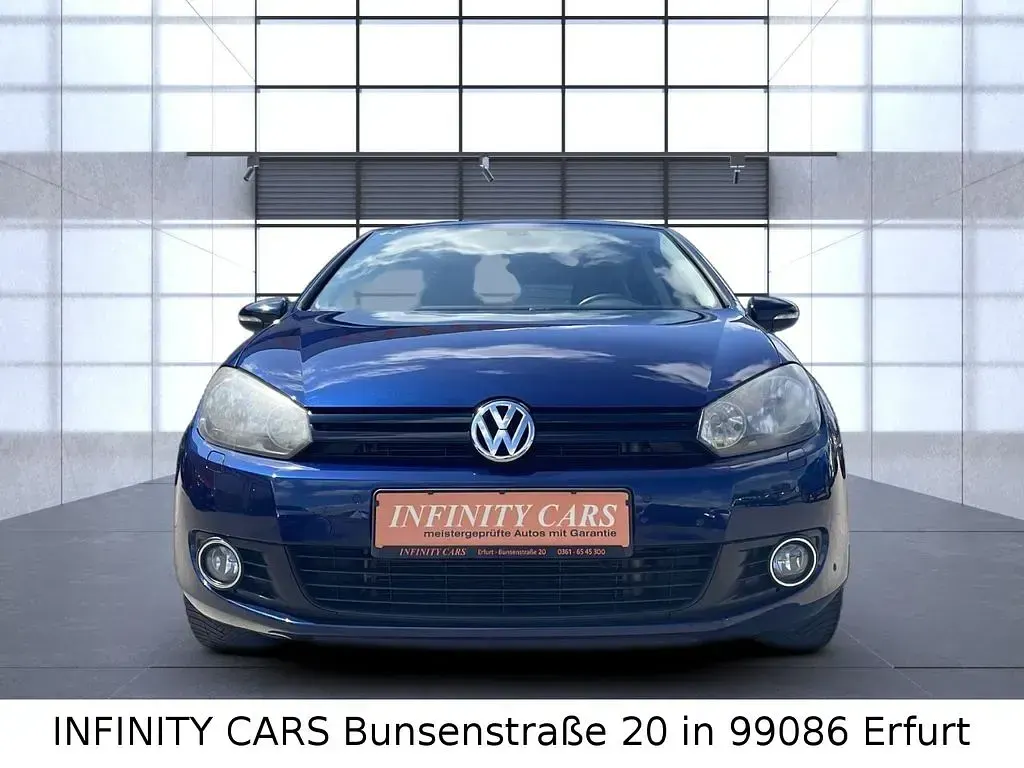 Gebraucht VW Golf VII Match 105 PS (77 kW) 2012 Blau Limousine