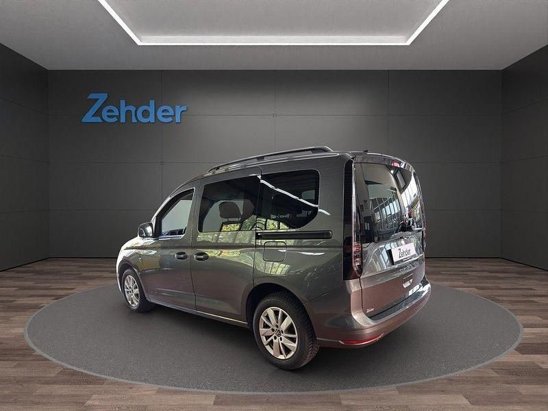 Gebraucht VW Caddy Life 114 PS (83 kW) 2024 Grau Van / Kleinbus