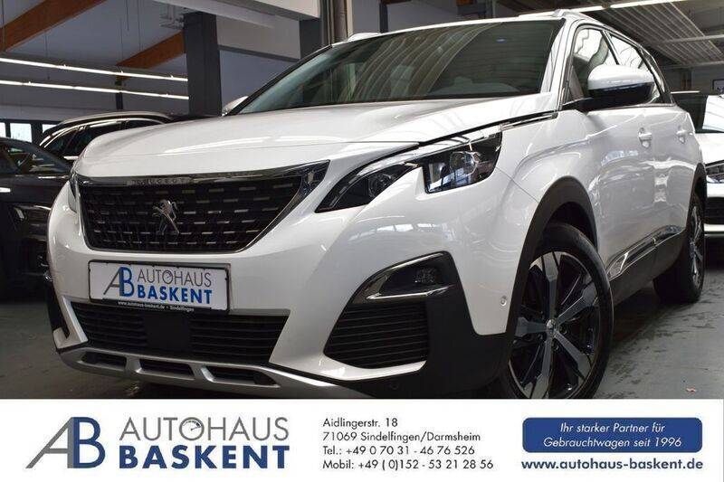 Weiß Gebraucht 2020 Peugeot 5008 Allure Van / Kleinbus | 23.980 € (Fairer Preis) - Bild 1/4