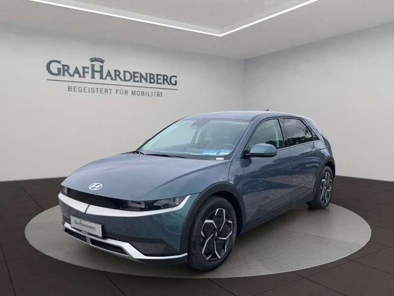 Digital teal Gebraucht 2024 Hyundai Ioniq 5 Techniq SUV | 42.890 € (Guter Preis) - Bild 1/4
