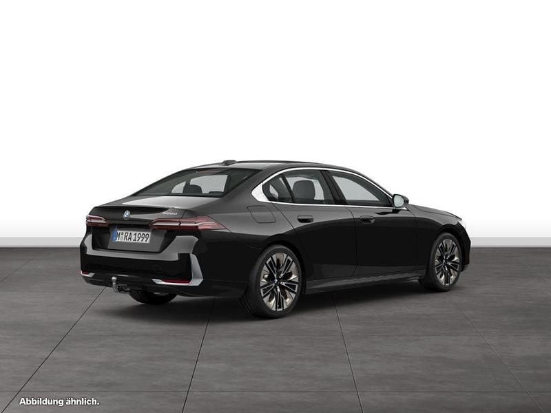 Gebraucht BMW 520 197 PS (144 kW) 2025 Schwarz Limousine