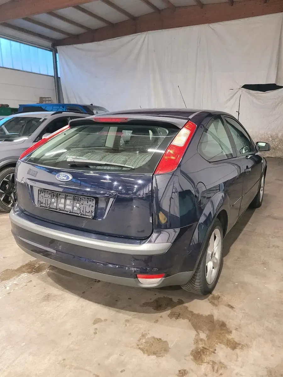 Gebraucht Ford Focus 80 PS (58 kW) 2007 Blau Coupé