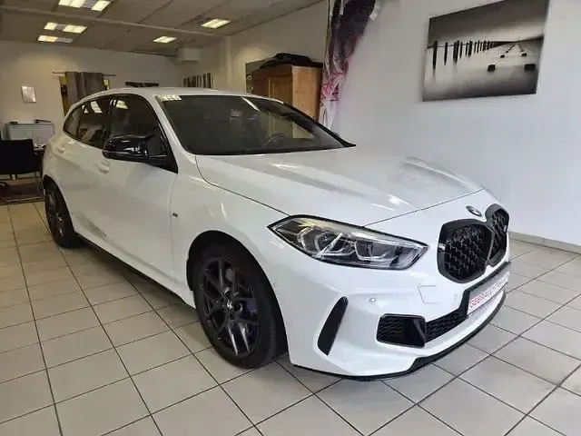Gebraucht BMW M135 Performance 306 PS (225 kW) 2019 Weiß Kleinwagen