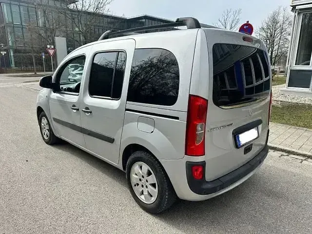 Gebraucht Mercedes Citan 112 114 PS (83 kW) 2018 Silber Van / Kleinbus