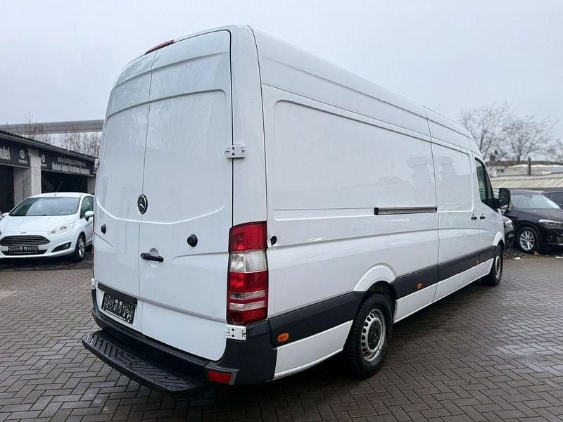 Gebraucht Mercedes Sprinter 143 PS (105 kW) 2018 Arktikweiss Van