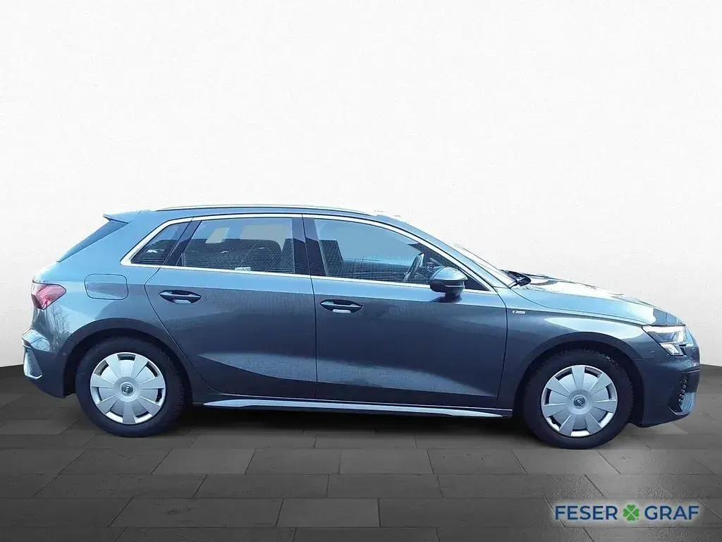 Brugt Audi A3 S-Line 150 HK (110 kW) 2022 Grå Sedan