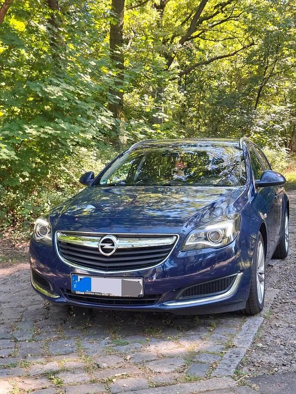 Blau Gebraucht 2017 Opel Insignia Kombi | 9.500 € (Guter Preis) - Bild 1/4