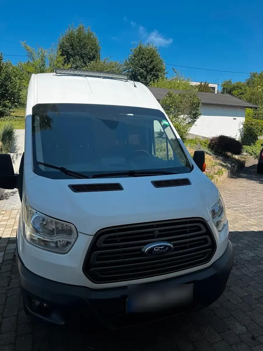 Gebraucht Ford Transit 131 PS (96 kW) 2017 Weiß Van