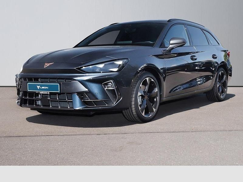 Grau Neu 2025 Cupra Leon Limousine | 44.690 € (Teuer) - Bild 1/4