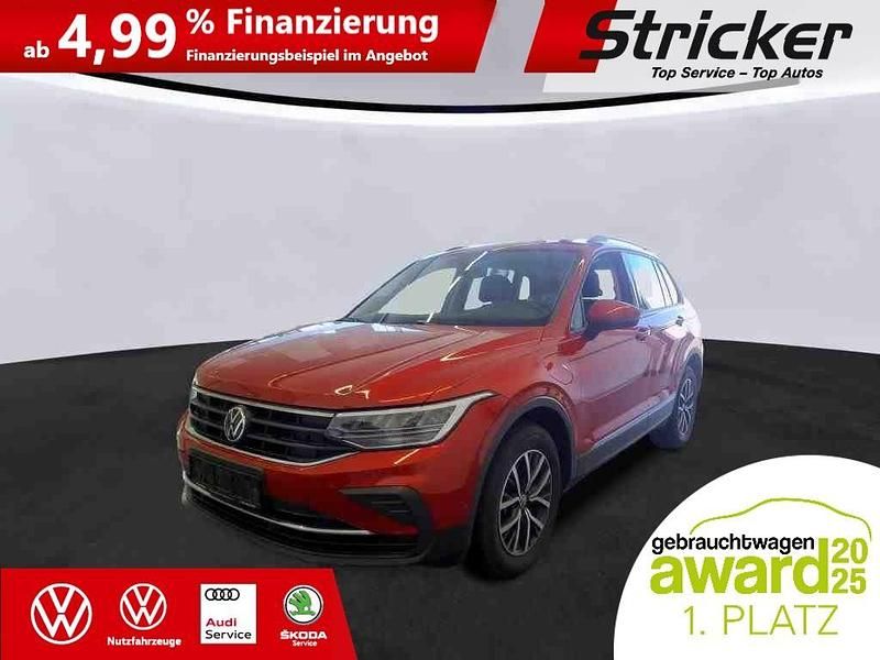 Kings red metallic (metallic) Gebraucht 2021 VW Tiguan Life SUV | 25.949 € (Fairer Preis) - Bild 1/3