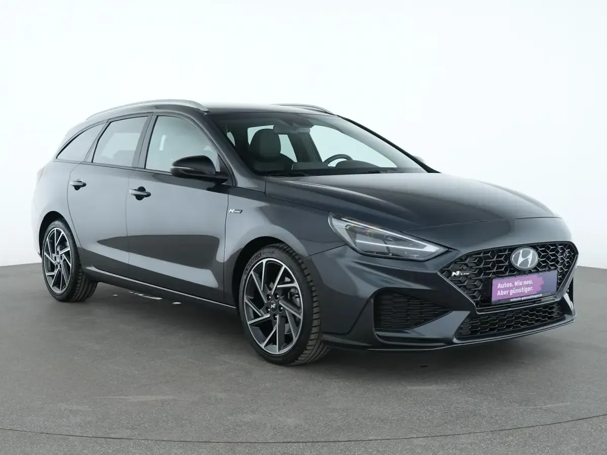Gebraucht Hyundai i30 N Line 160 PS (117 kW) 2023 Dark knight Limousine