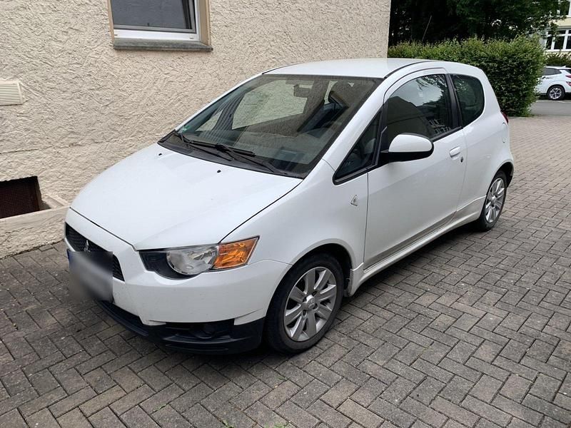 Weiß Gebraucht 2012 Mitsubishi Colt Kleinwagen | 3.600 € - Bild 1/2