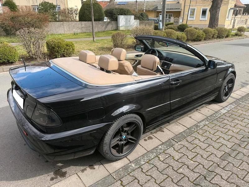 Gebraucht BMW 320 Cabriolet 170 PS (125 kW) 2001 Schwarz Cabrio