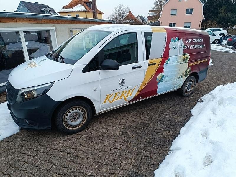 Gebraucht Mercedes Vito 114 PS (83 kW) 2019 Weiß Van