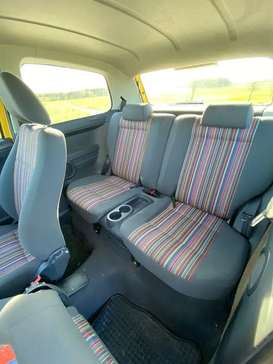 Używany VW Fox 54 KM (39 kW) 2008 Żółty Hatchback