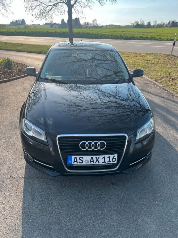 Schwarz Gebraucht 2012 Audi A3 Comfort Limousine | 4.999 € (Superpreis) - Bild 1/4