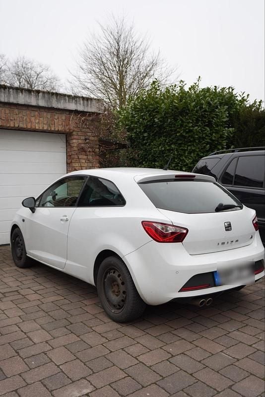 Gebraucht Seat Ibiza FR 105 PS (77 kW) 2015 Weiß Kleinwagen