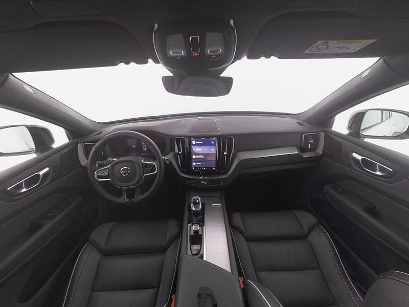 Gebraucht Volvo XC60 Plus 250 PS (183 kW) 2025 Weiß SUV