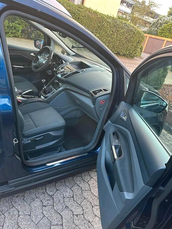 Gebraucht Ford Grand C-Max 130 PS (95 kW) 2012 Blau Van / Kleinbus