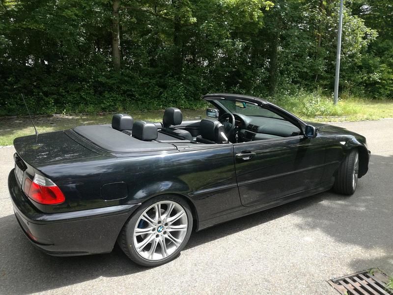 Gebraucht BMW 320 170 PS (125 kW) 2003 Schwarz Cabrio