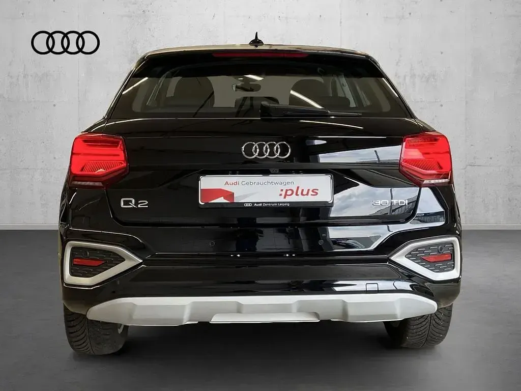 Gebraucht Audi Q2 Advanced 116 PS (85 kW) 2024 Brillantschwarz SUV