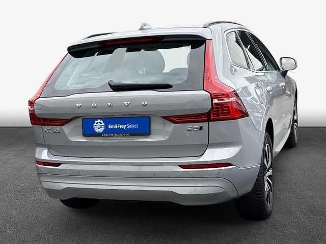 Gebraucht Volvo XC60 Core 250 PS (183 kW) 2024 Grau SUV