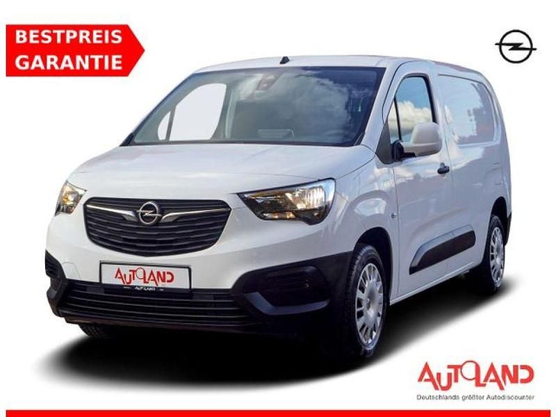 Weiss Gebraucht 2021 Opel Combo Van | 16.490 € - Bild 1/4