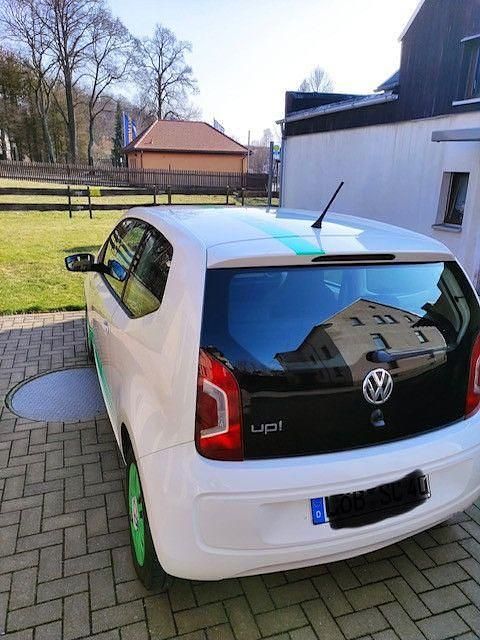 Gebraucht VW up! move up! 60 PS (44 kW) 2015 Weiß Kleinwagen