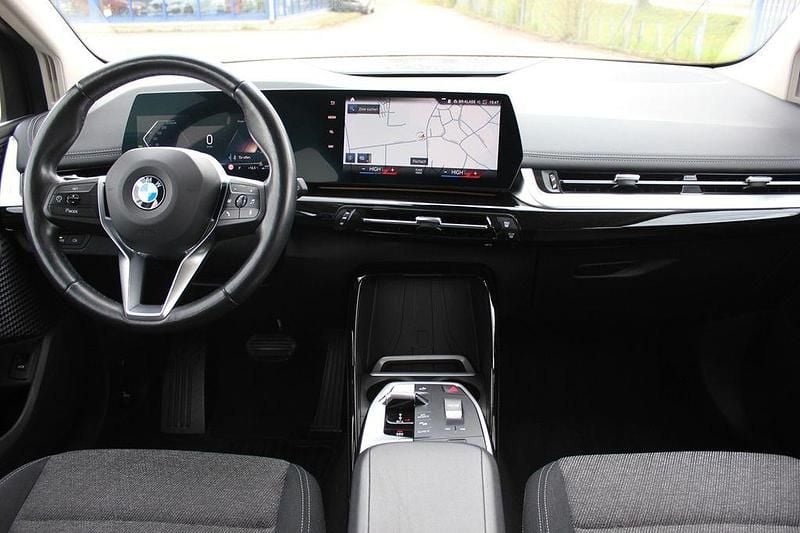 Używany BMW 218 150 KM (110 kW) 2022 Czarny Kombi