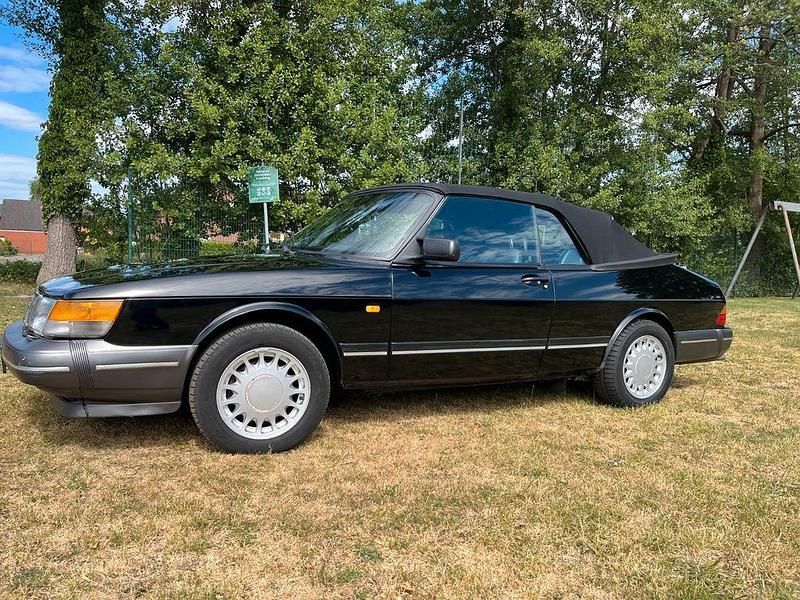 Schwarz Gebraucht 1989 Saab 900 Cabriolet Cabrio | 11.000 € - Bild 1/4