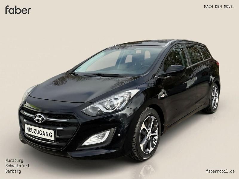 Phantom black Gebraucht 2015 Hyundai i30 Trend Kombi | 8.500 € (Etwas zu teuer) - Bild 1/4