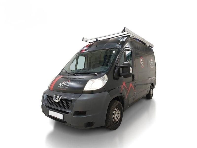 Gebraucht Peugeot Boxer Avantage 131 PS (96 kW) 2014 Weiß Van