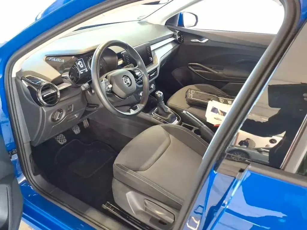 Gebraucht Skoda Fabia Ambition 95 PS (69 kW) 2022 Blau Kleinwagen