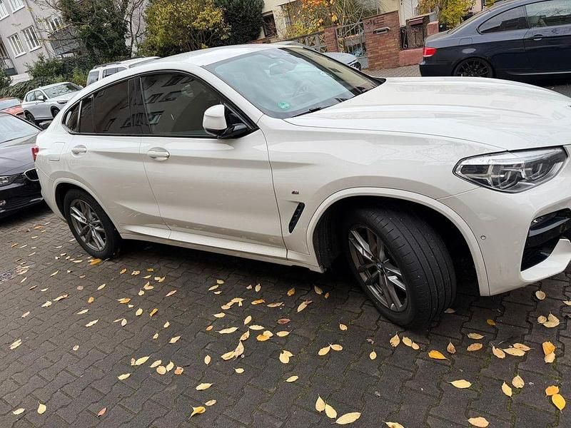 Weiß Gebraucht 2020 BMW X4 M Sport SUV | 34.200 € (Fairer Preis) - Bild 1/4