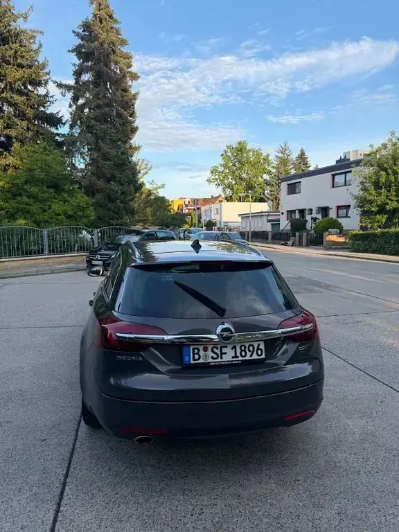 Gebraucht Opel Insignia Innovation 170 PS (125 kW) 2016 Grau Kombi