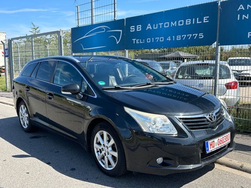 Schwarz Gebraucht 2009 Toyota Avensis Sol Kombi | 3.990 € (Guter Preis) - Bild 1/4
