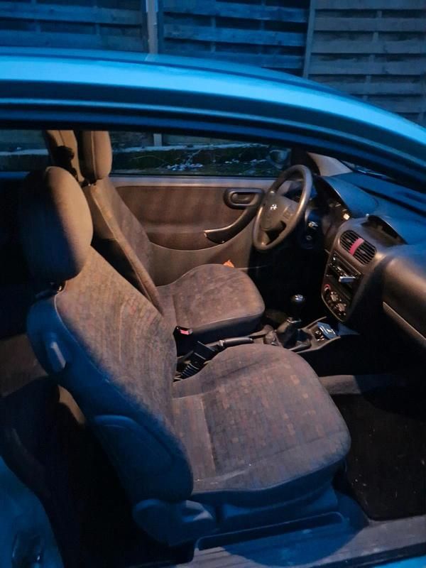 Gebraucht Opel Corsa 55 PS (40 kW) 2001 Andere farben Kleinwagen