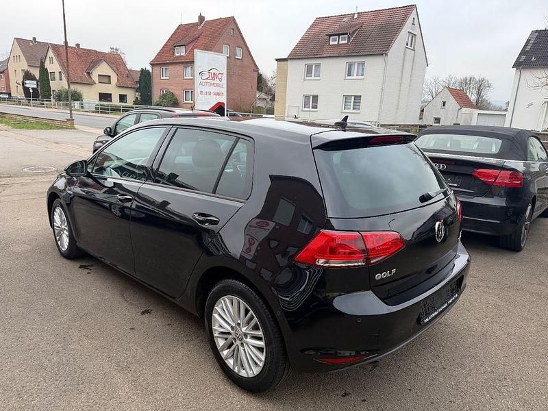 Schwarz Gebraucht 2014 VW Golf Cup Limousine | 9.990 € (Fairer Preis) - Bild 1/4