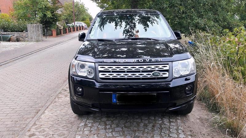 Schwarz Gebraucht 2012 Land Rover Freelander 2 SUV | 10.500 € (Teuer) - Bild 1/4
