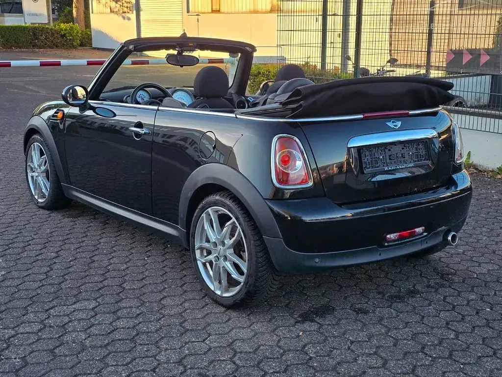 Occasion Mini Cooper D Cabriolet 111 PK (81 kW) 2011 Zwart Cabriolet