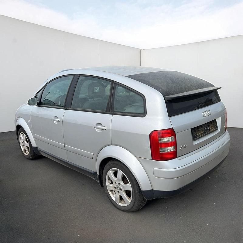 Second-hand Audi A2 75 CP (55 kW) 2001 Argintiu Hatchback