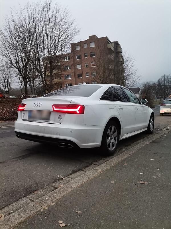 Gebraucht Audi A6 190 PS (139 kW) 2017 Weiß Limousine