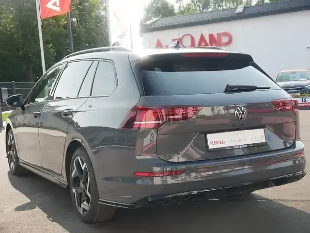 Neu VW Golf VIII R-line 150 PS (110 kW) 2026 Schwarz Kombi