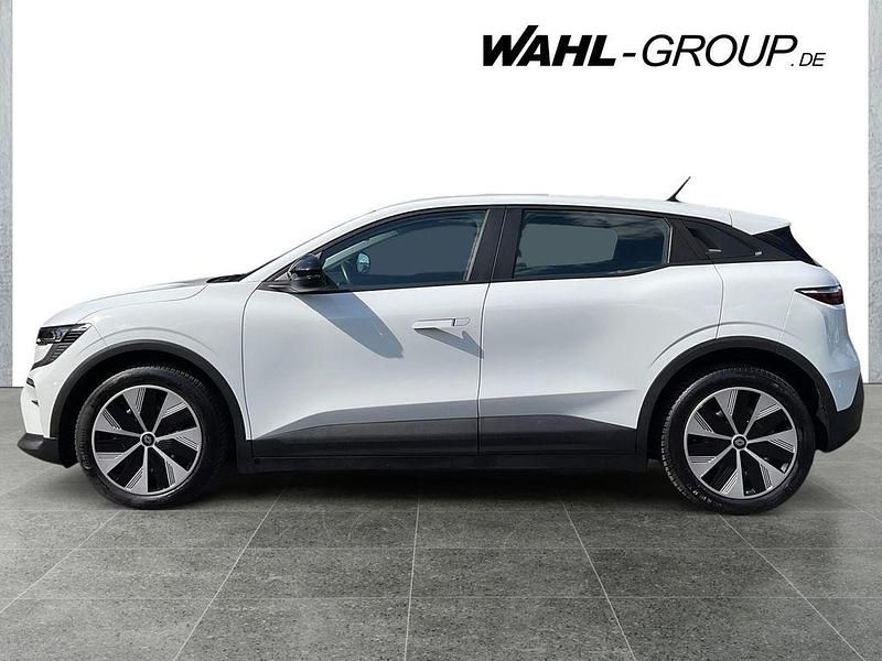 Gebraucht Renault Megane E-Tech Equilibre 96 kW (131 PS) 2022 Weiß Limousine