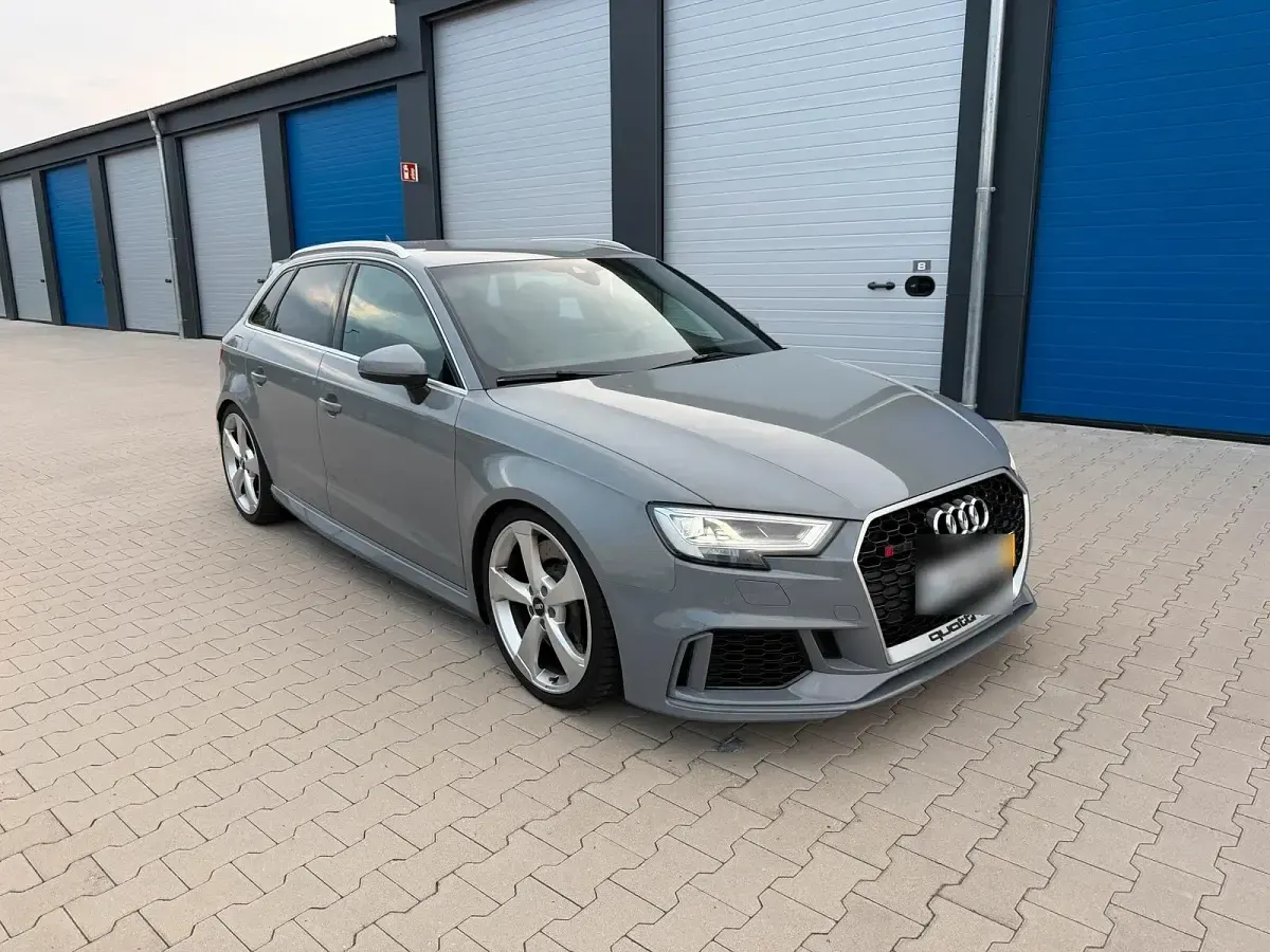Gebraucht Audi RS3 400 PS (294 kW) 2017 Grau Limousine